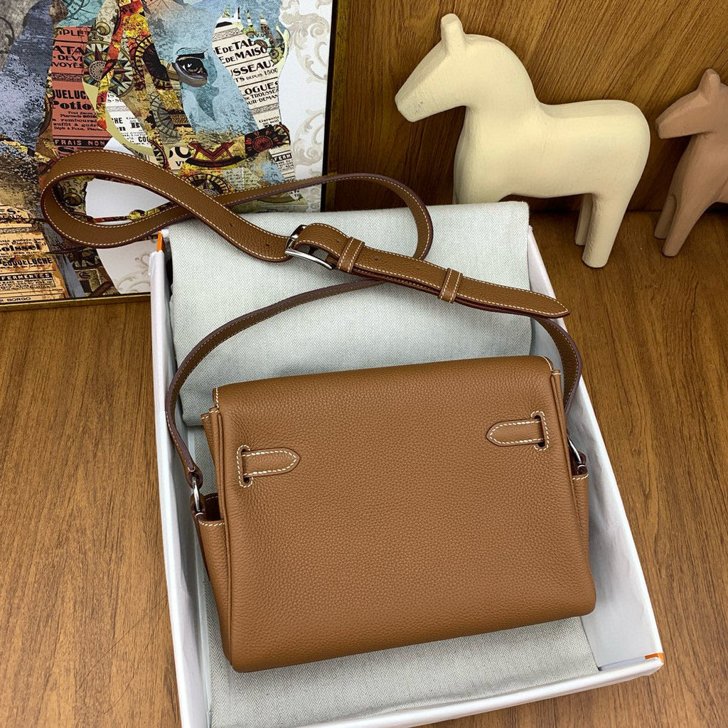 HERM KELLY MESSENGER 25