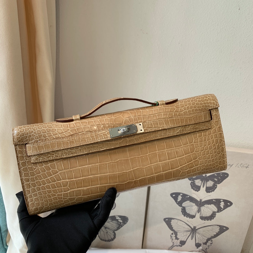 KELLY CUT 31 IN TORTILLA BROWN ALLIGATOR LEATHER WITH SILVER HARDWARE