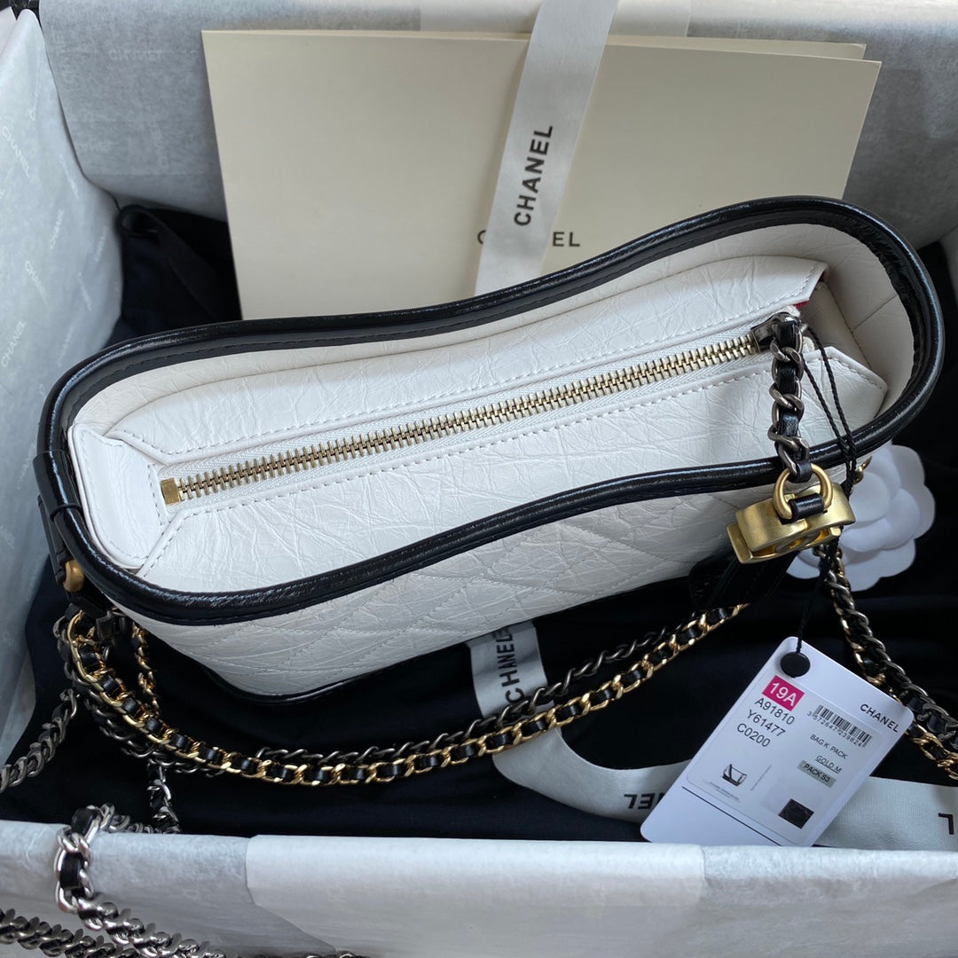 CC GABRIELLE MINI 20 HOBO BAG IN WHITE MIX BLACK CALFSKIN