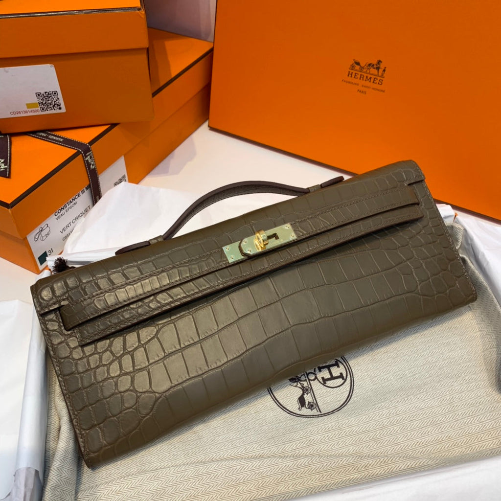 KELLY CUT 31 IN MOCHA BROWN ALLIGATOR LEATHER WITH GOLD HARDWARE