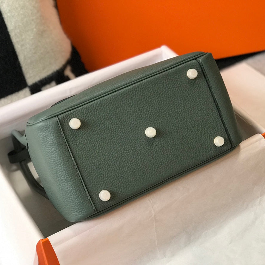 HM LINDY 30 BAG IN DARK GREEN CALFSKIN GOLD HARDWARE