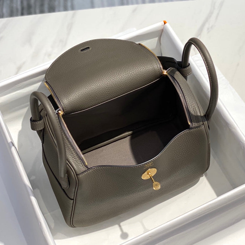 HM LINDY 30 BAG IN SEPIA BROWN CALFSKIN GOLD HARDWARE