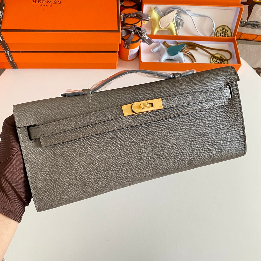 KELLY CUT 31 IN WOOD BROWN CALFSKIN WITH GOLD HARDWARE