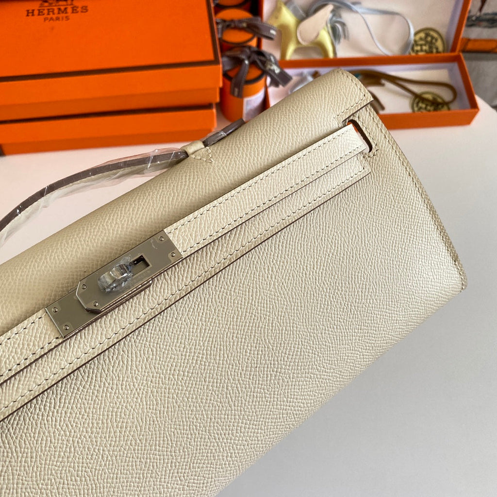 KELLY CUT 31 IN BEIGE CREAM CALFSKIN WITH SILVER HARDWARE