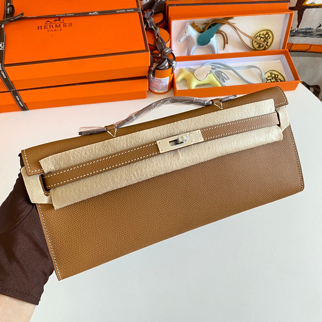 KELLY CUT 31 IN BRONZE BROWN CALFSKIN WITH SILVER HARDWARE