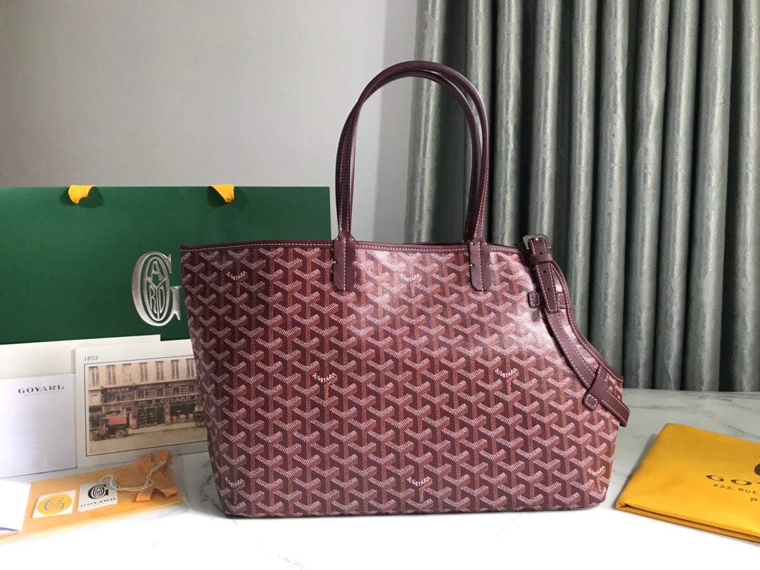CHIEN GRIS BAG 33 IN WINE RED GOYARDINE CANVAS AND CALFSKIN TRIM