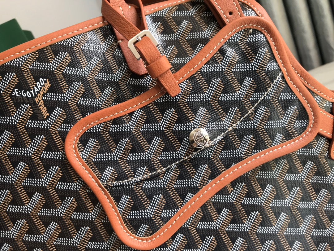 CHIEN GRIS BAG 33 IN BLACK GOYARDINE CANVAS AND TAN CALFSKIN TRIM
