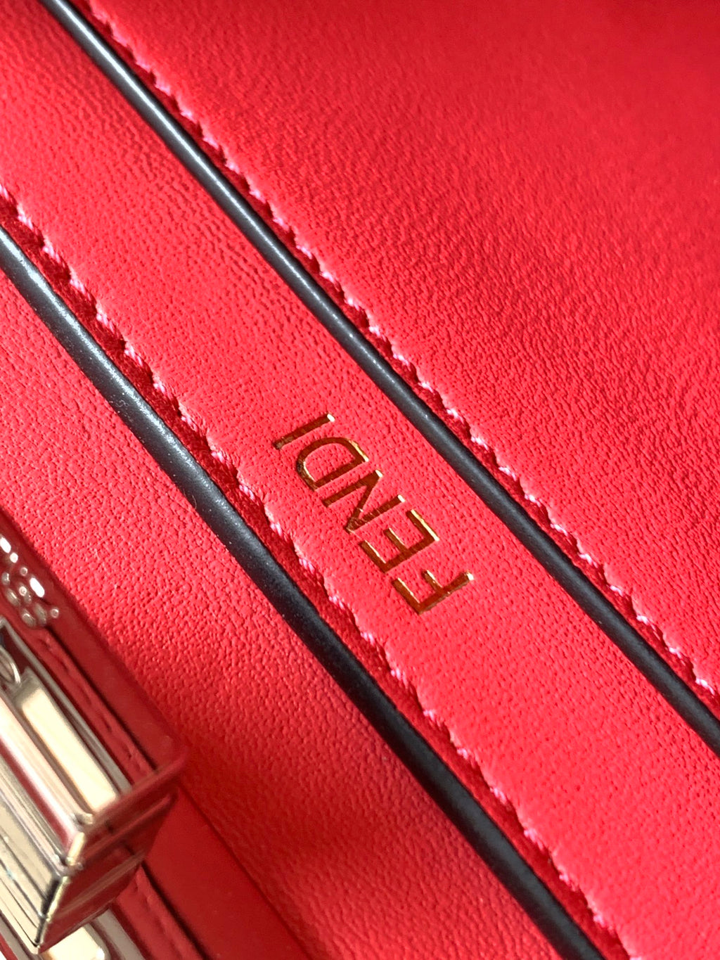 Peekaboo ISeeU Petite 20 Bag Hot Pink Lambskin Shw