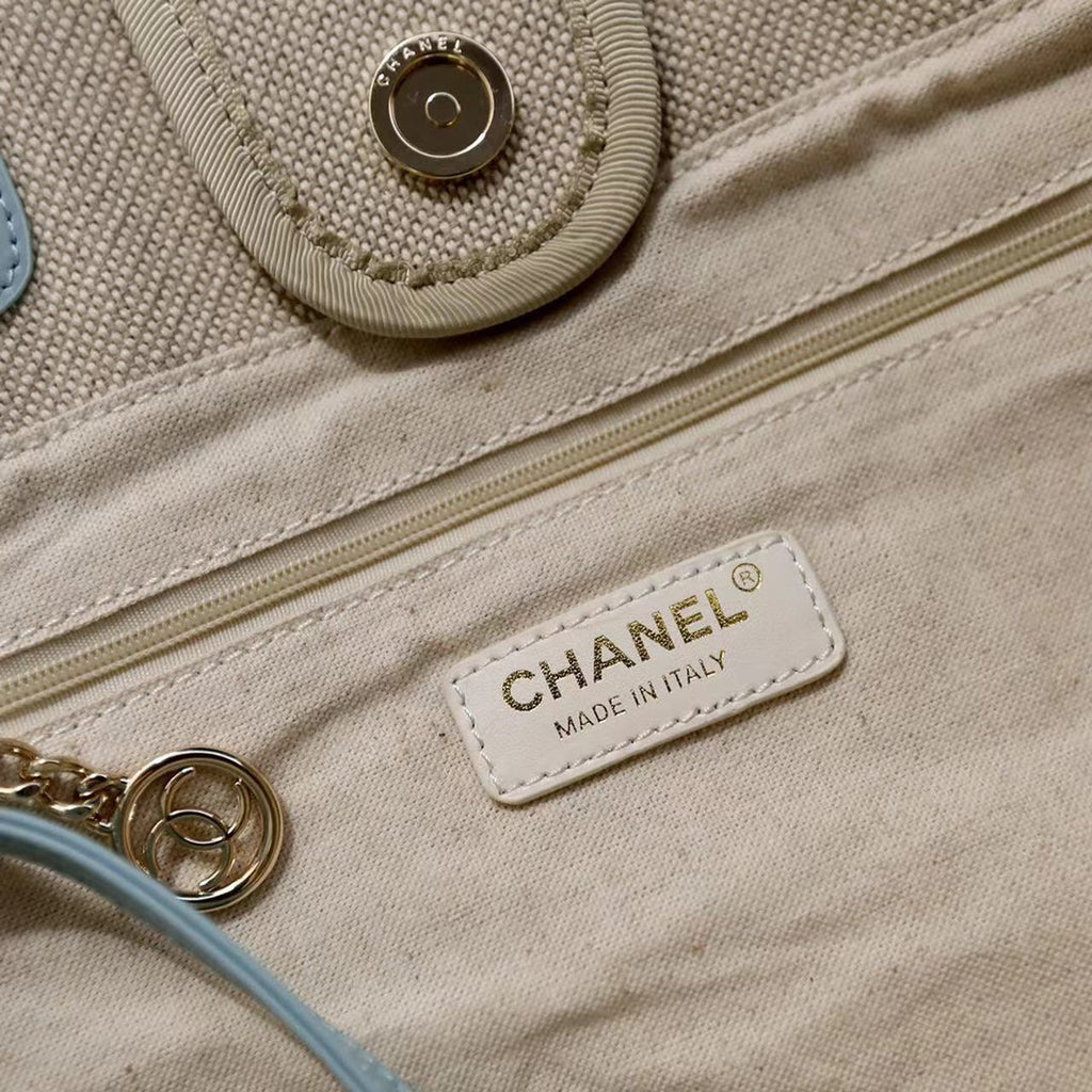 CC DEAUVILLE LARGE 39 TOTE BAG IN BEIGE CANVAS WITH LIGHT BLUE CHAIN