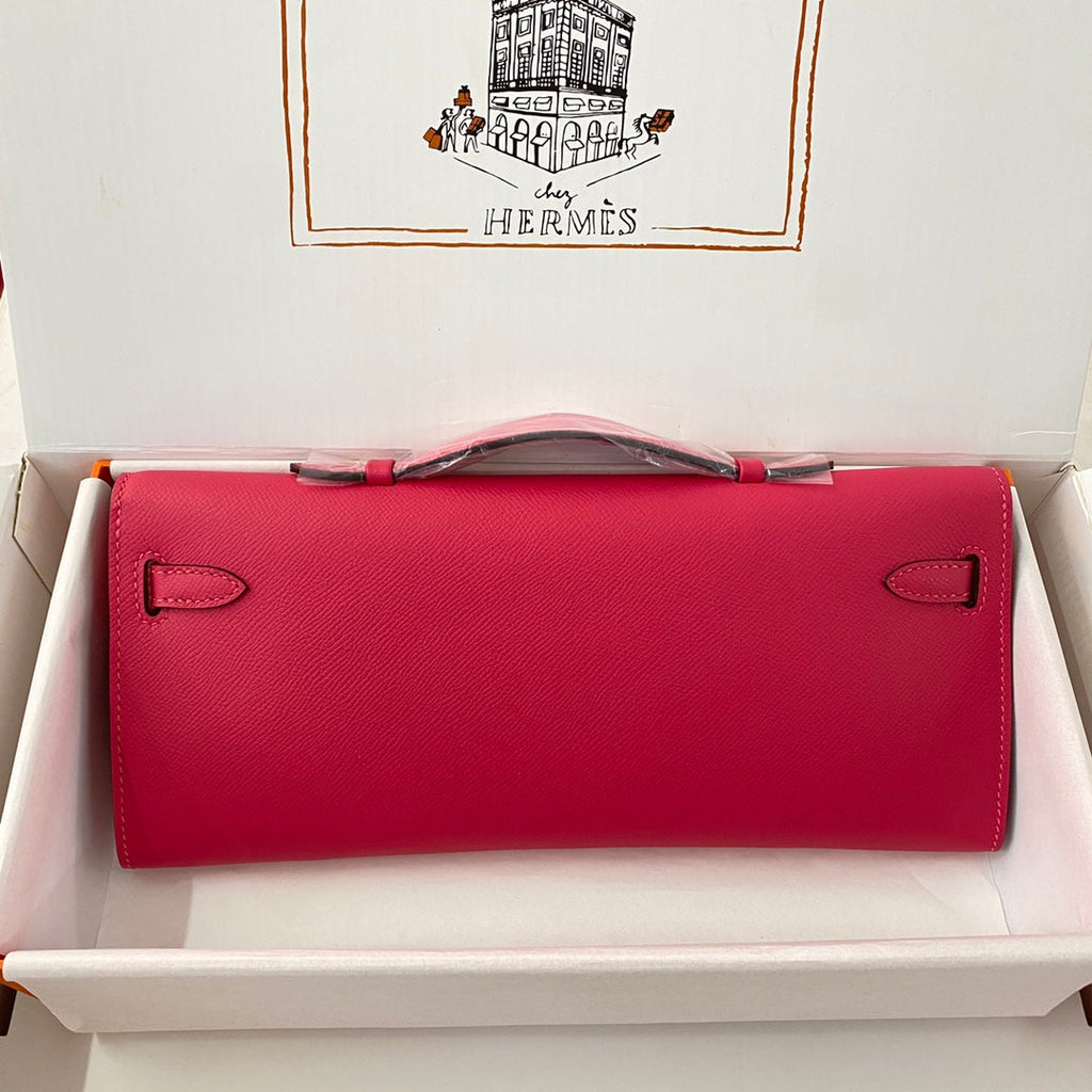 KELLY CUT 31 IN CHERRY RED CALFSKIN WITH GOLD HARDWARE