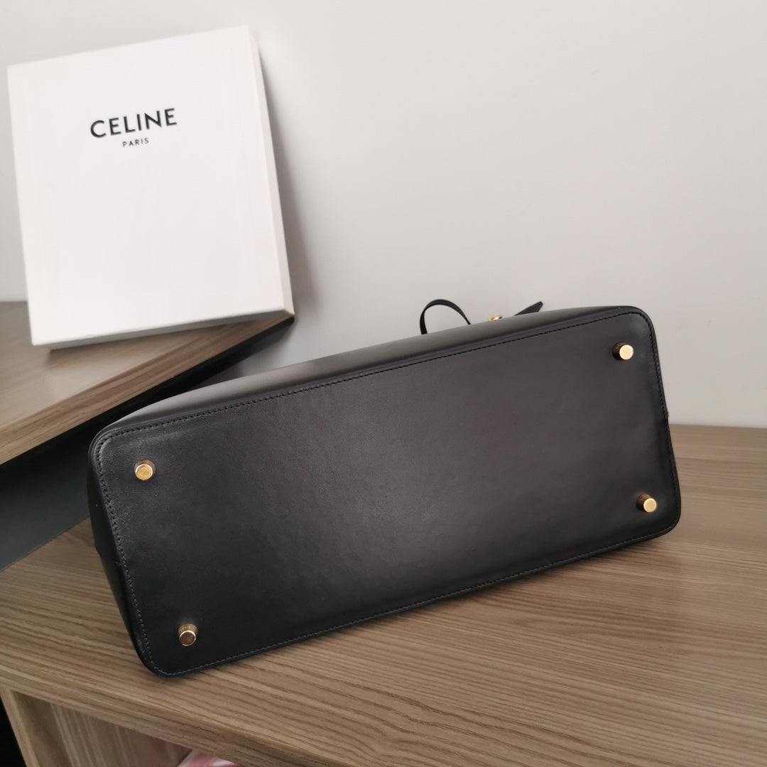 CONTI BAG 36 IN BLACK CALFSKIN GOLD HARDWARE