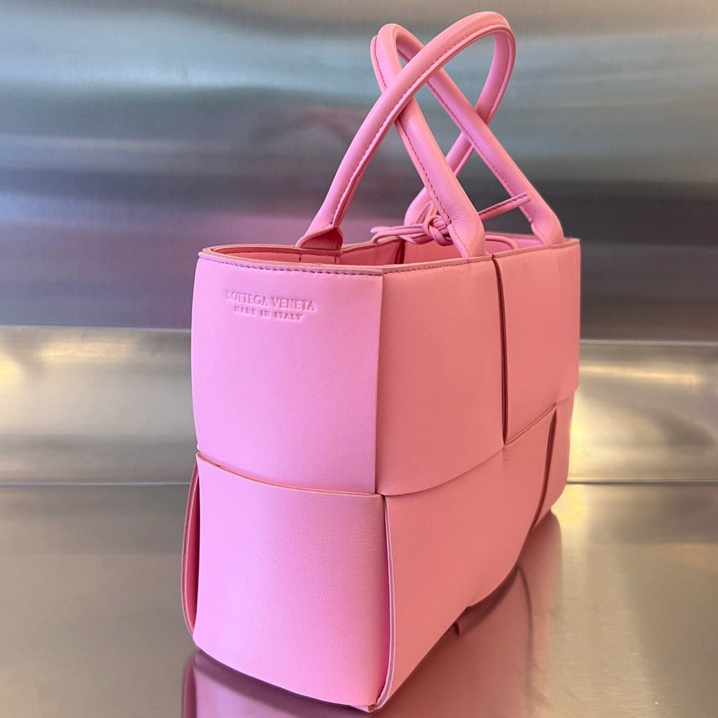SMALL ARCO TOTE 30 IN WEWAK PINK LAMBSKIN