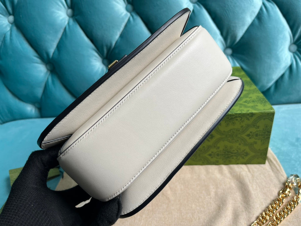 BLONDIE 23 TOP-HANDLE BAG WHITE CALFSKIN