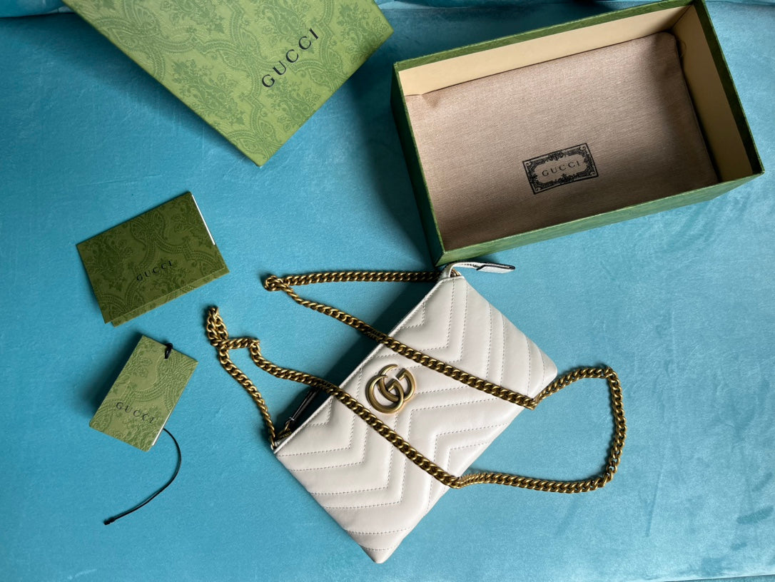GG MARMONT MINI 22 HANDBAG IN WHITE CALFSKIN