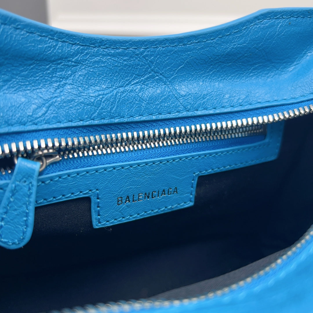 NEO CAGOLE 26 IN AZURE BLUE LAMBSKIN
