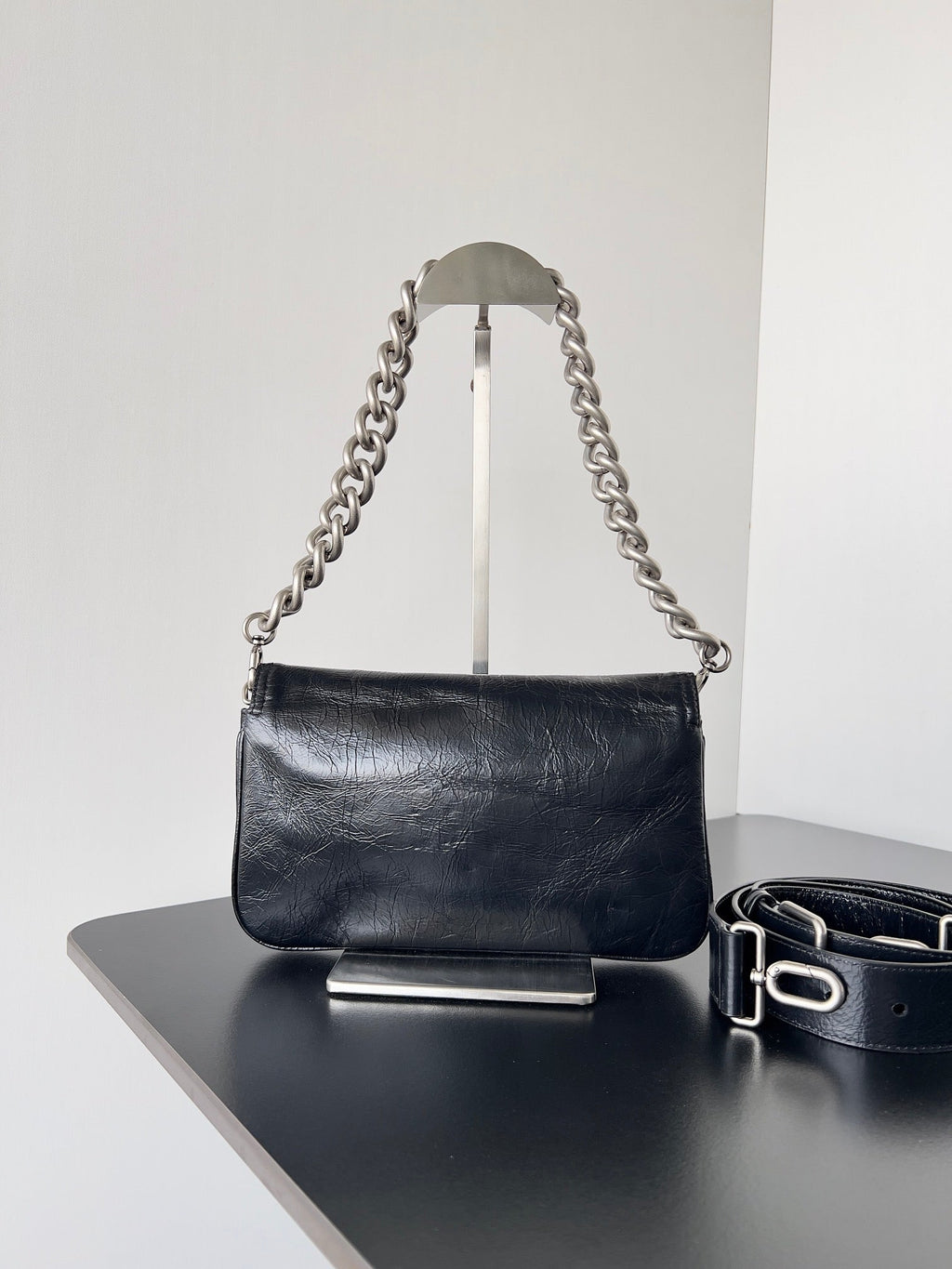 BB SOFT FLAP BAG 25 IN BLACK PEACH CALFSKIN SILVER HARDWARE