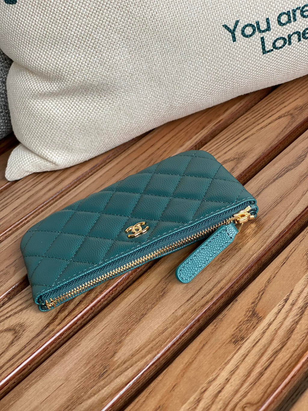 CC CLASSIC SMALL 15 ZIPPED POUCH IN PINE GREEN GRAINED CALFSKIN