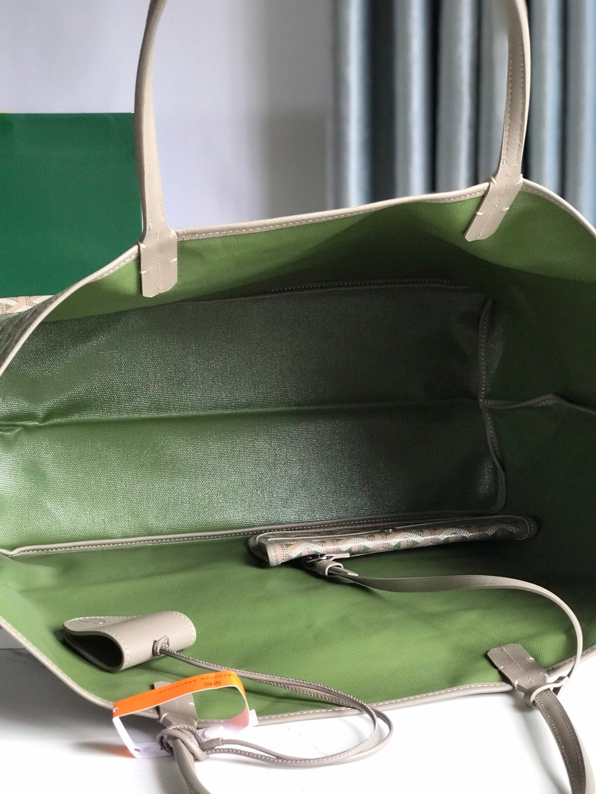 SAINT LOUIS GM 40 IN GREY MIX GREEN GOYARDINE CANVAS AND CALFSKIN