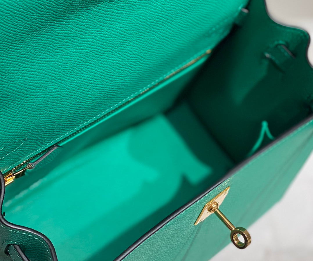 KELLY 25CM IN VERT VERTIGO EPSOM CALFSKIN GOLD HARDWARE
