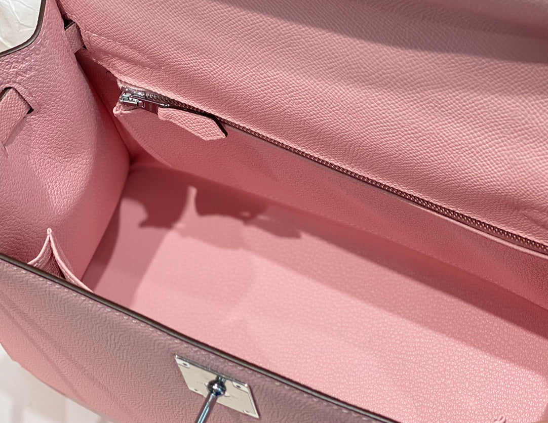 KELLY 28CM IN ROSE SAKURA SWIFT CALFSKIN SILVER HARDWARE