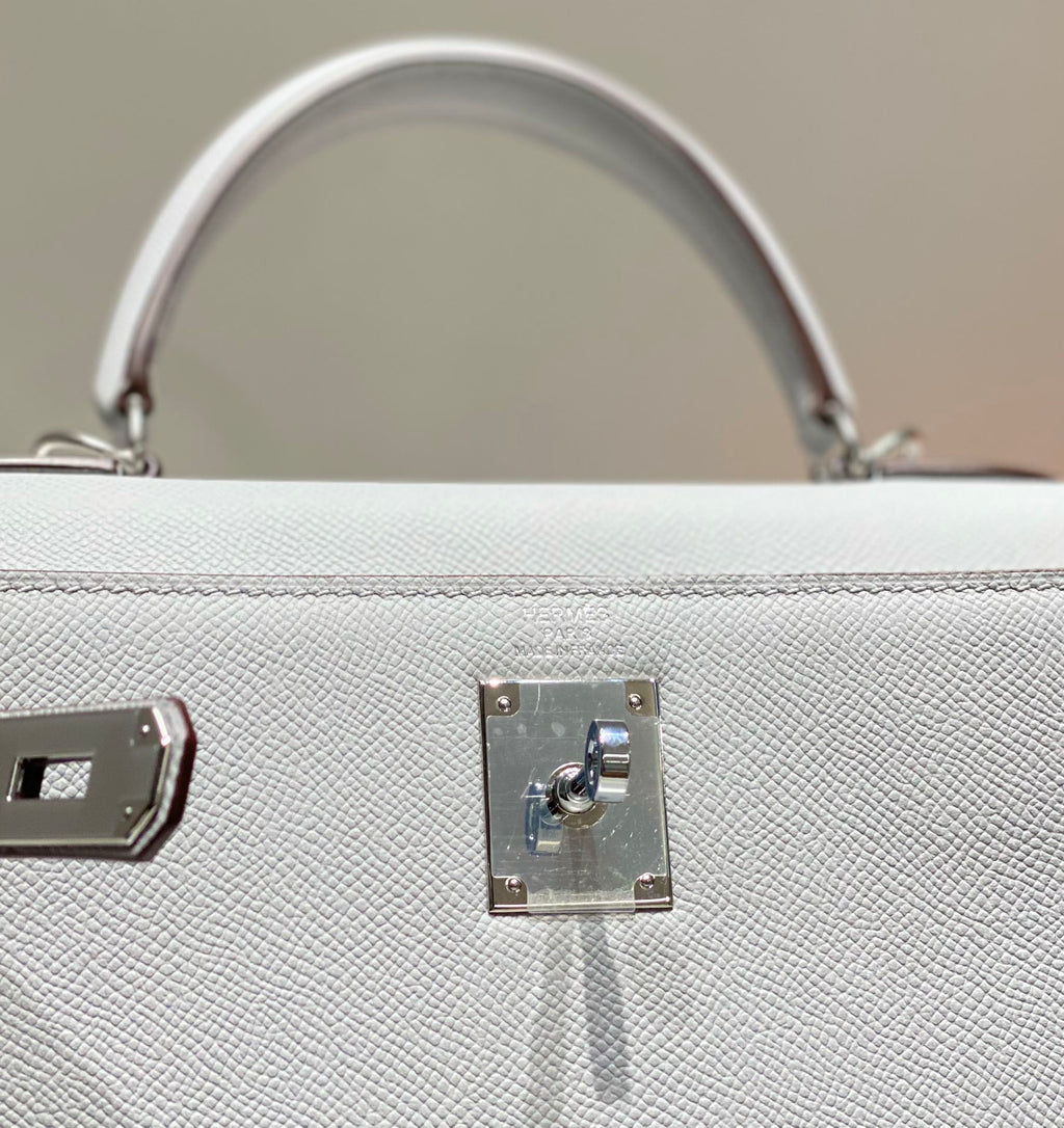 KELLY 28CM IN GRIS PERLE EPSOM CALFSKIN PALLADIUM HARDWARE