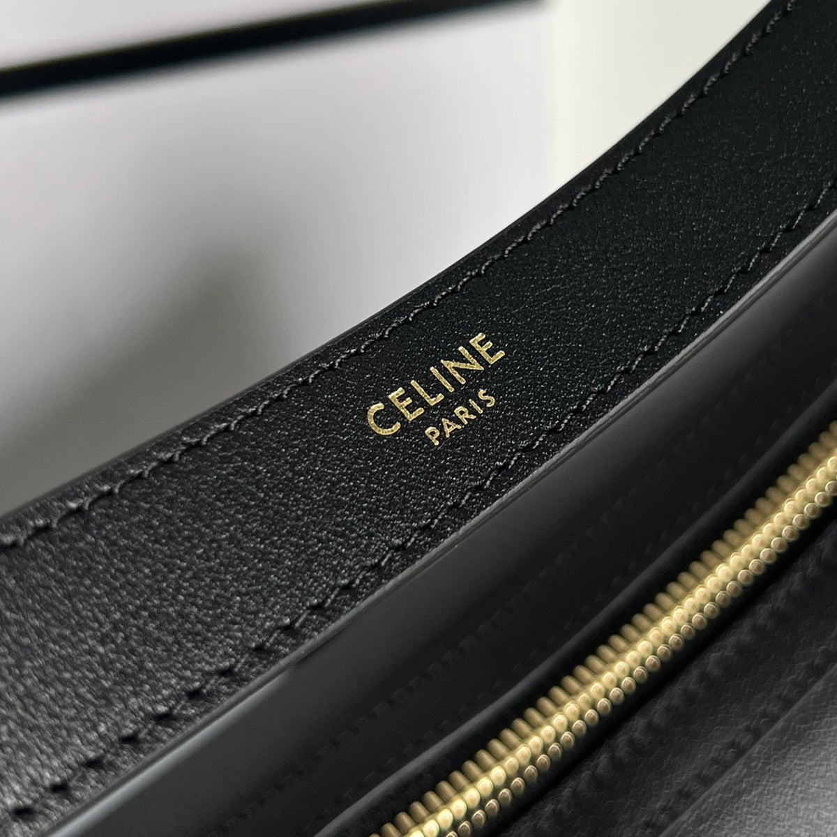 TRIOMPHE 31 CALFSKIN BLACK