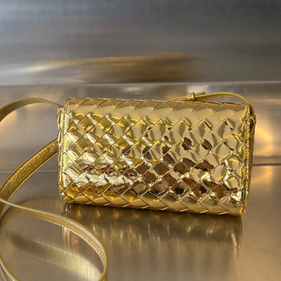 ANDIAMO 21 IN GOLDEN LAMBSKIN