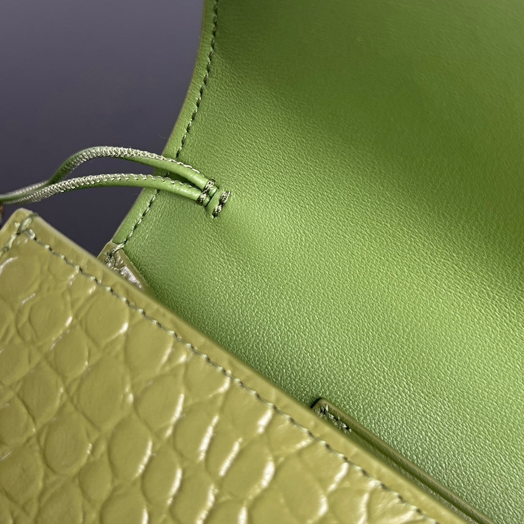 ANDIAMO CLUTCH 31 IN BARLEY CORN CROCODILE PATTERN CALFSKIN