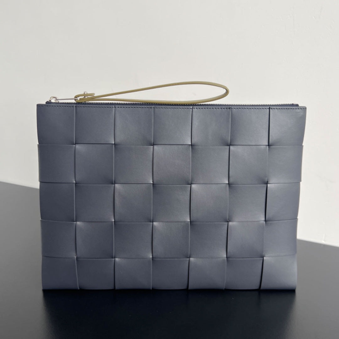 LARGE CASSETTE POUCH 35 IN TROUT GRAY CALFSKIN