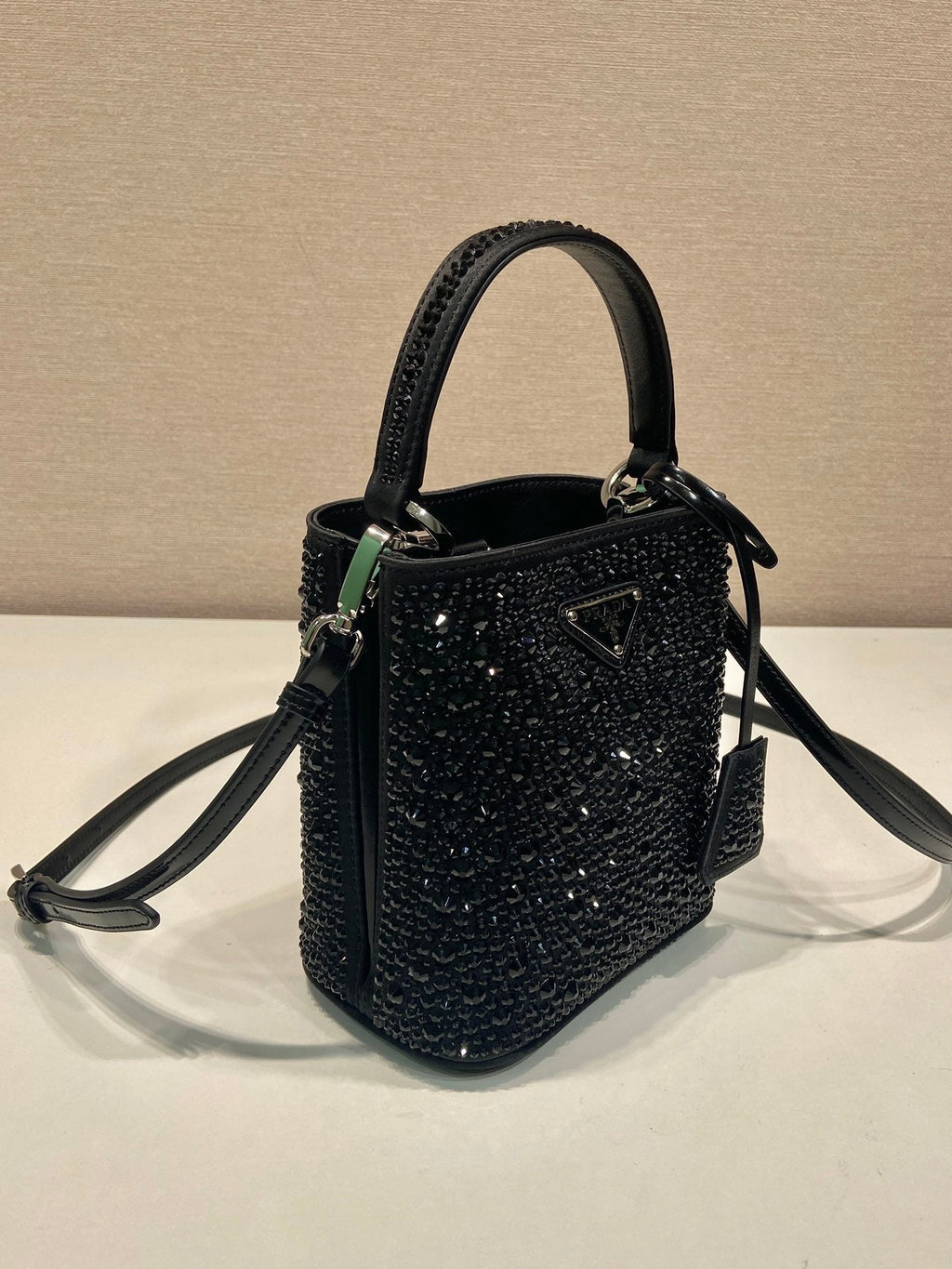 PANIER BUCKET BAG 16 IN BLACK CALFSKIN ATTACHED FULL CRYSTALS