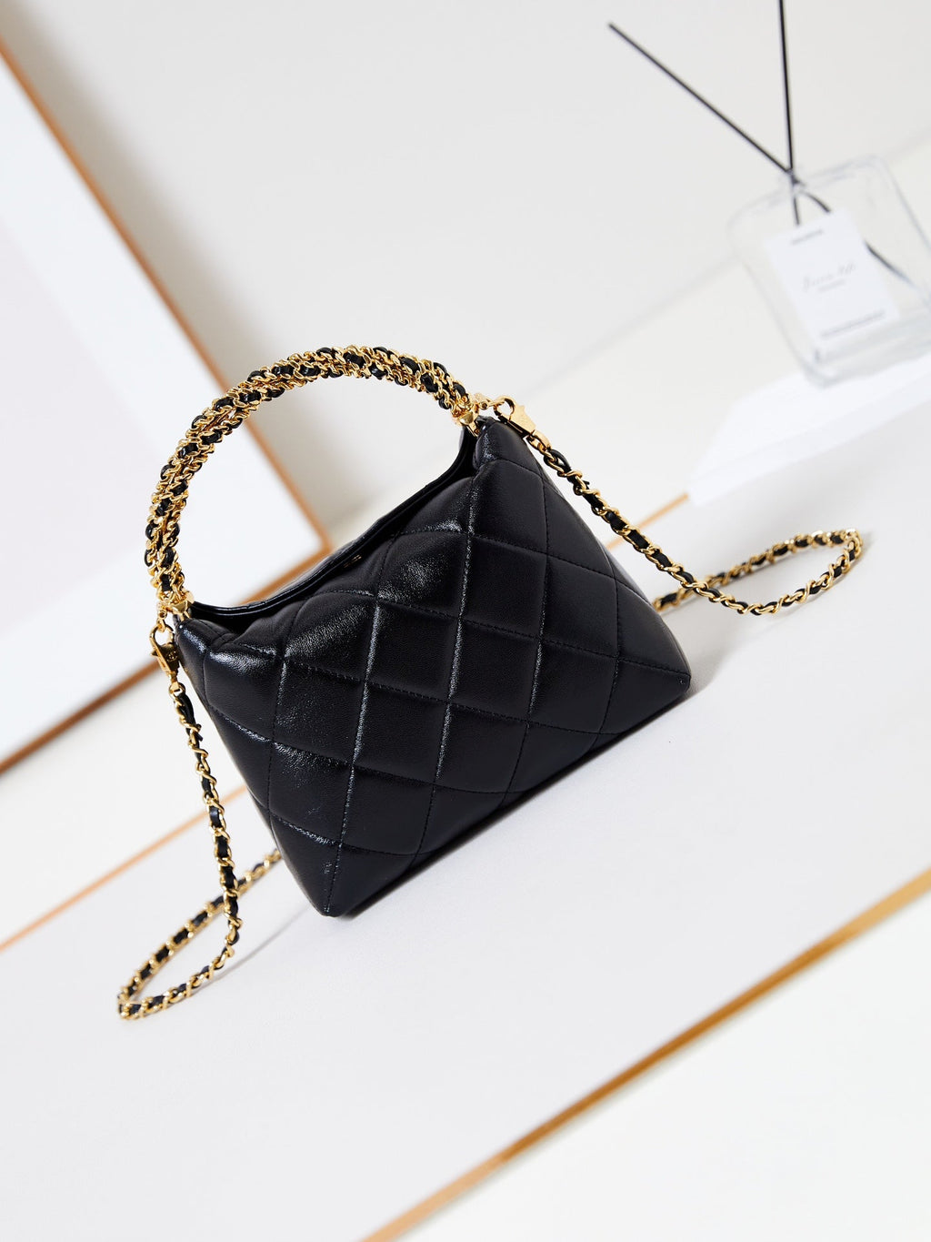 HOBO BAG 18 IN BLACK SOFT LAMBSKIN GOLD CHAIN