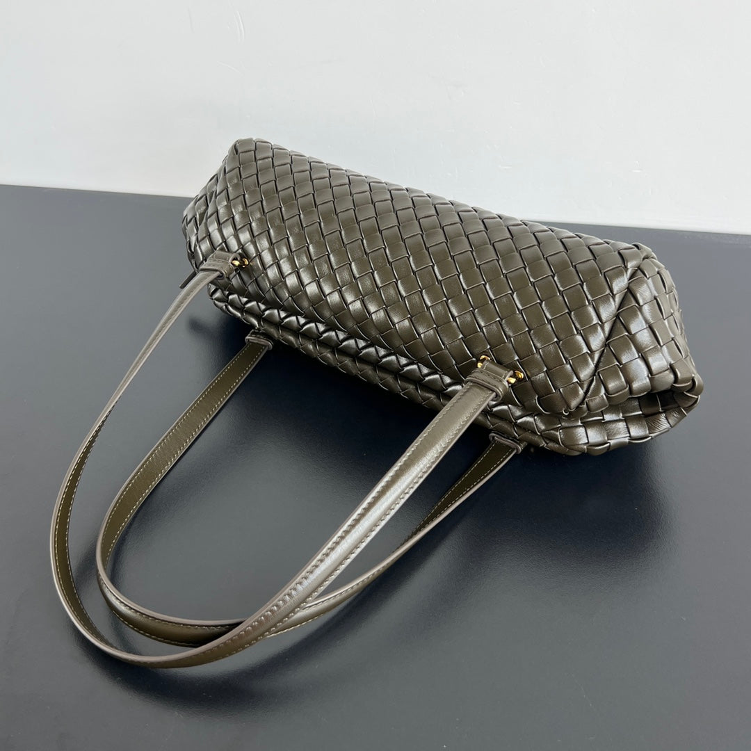SHOULDER BAG 37 IN KELP LAMBSKIN