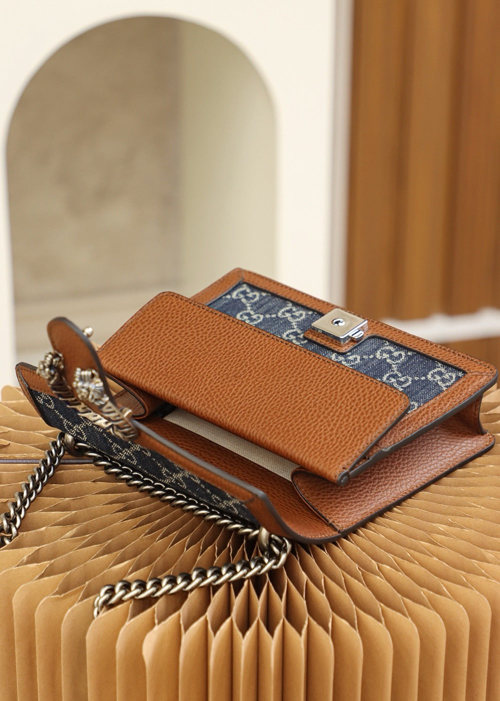GC Demin Dionysus 20*15.5*5cm