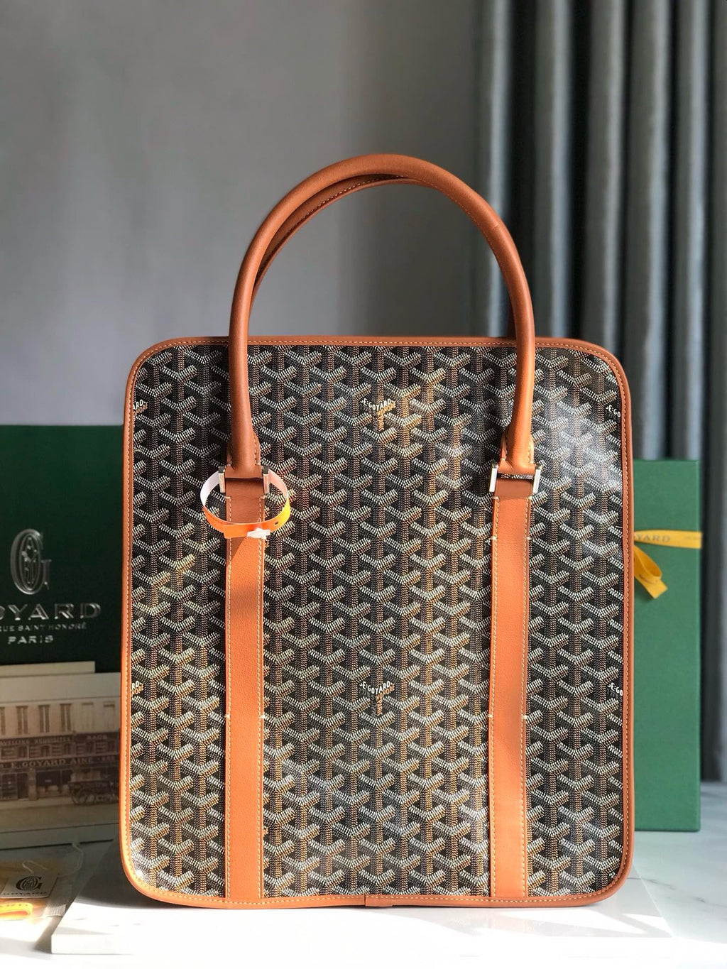 GOY Bourgogne 35x39x11cm