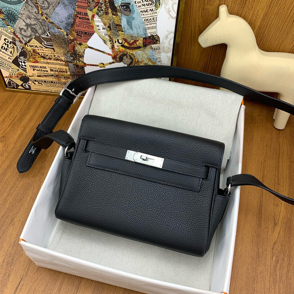 HERM KELLY MESSENGER 25