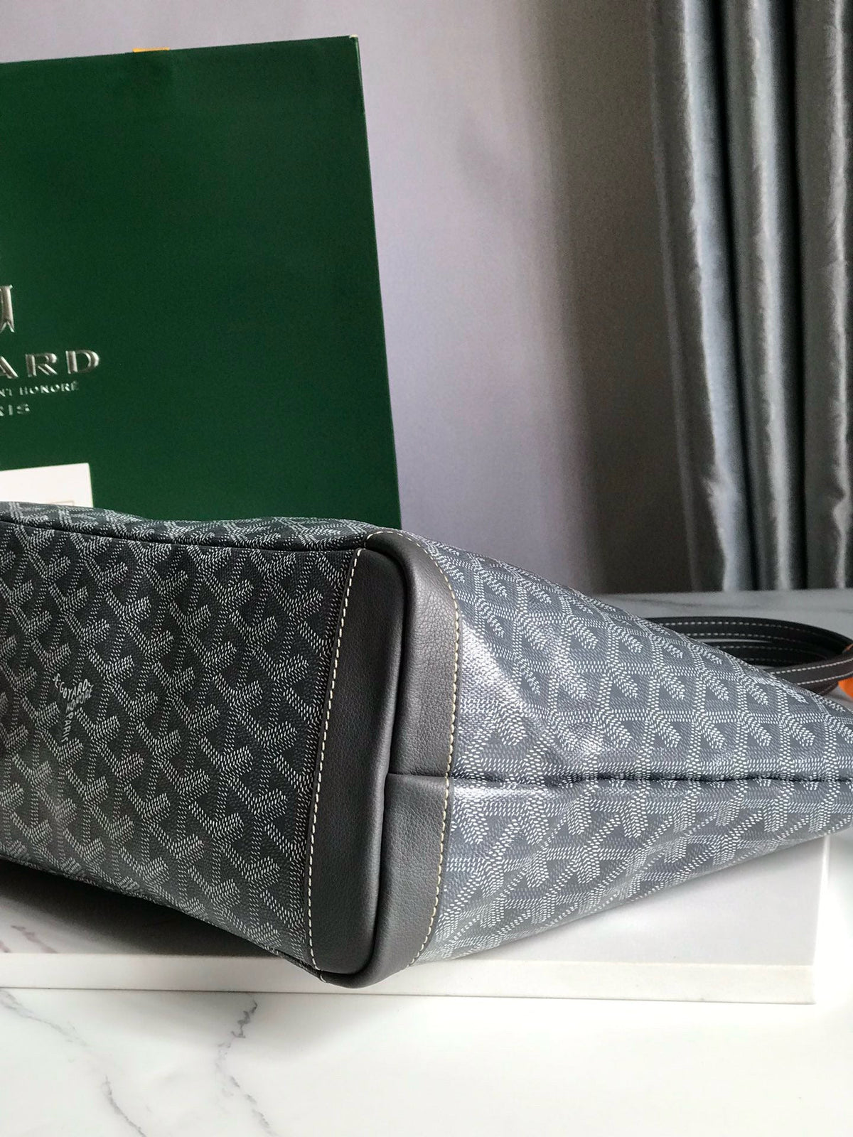 GOY ARTOIS 30*23.5*13