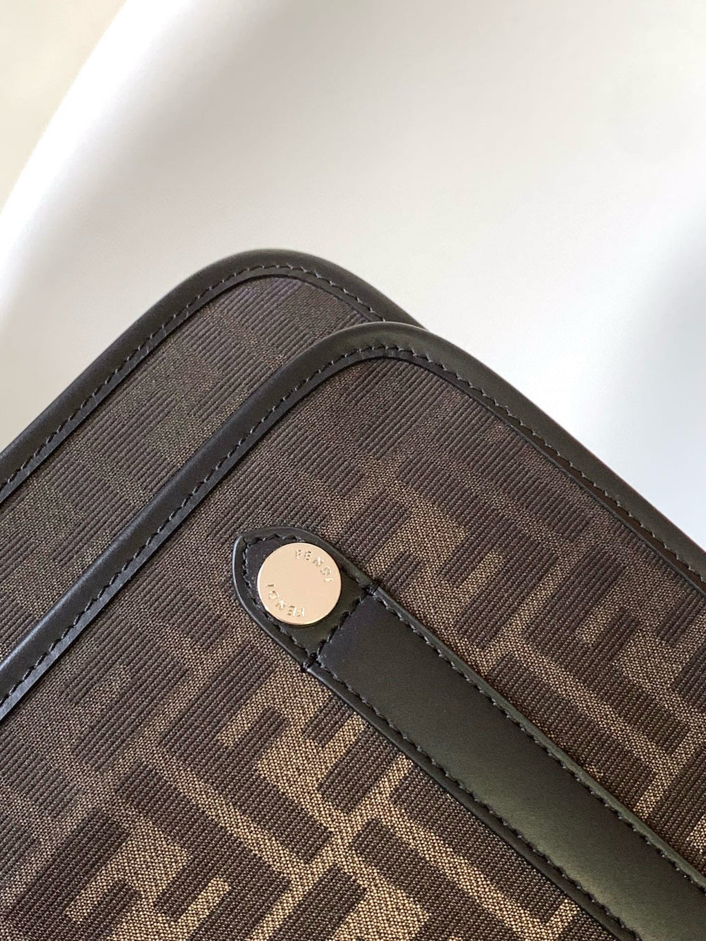 FEN MESSENGER BAG 20.5*7*24