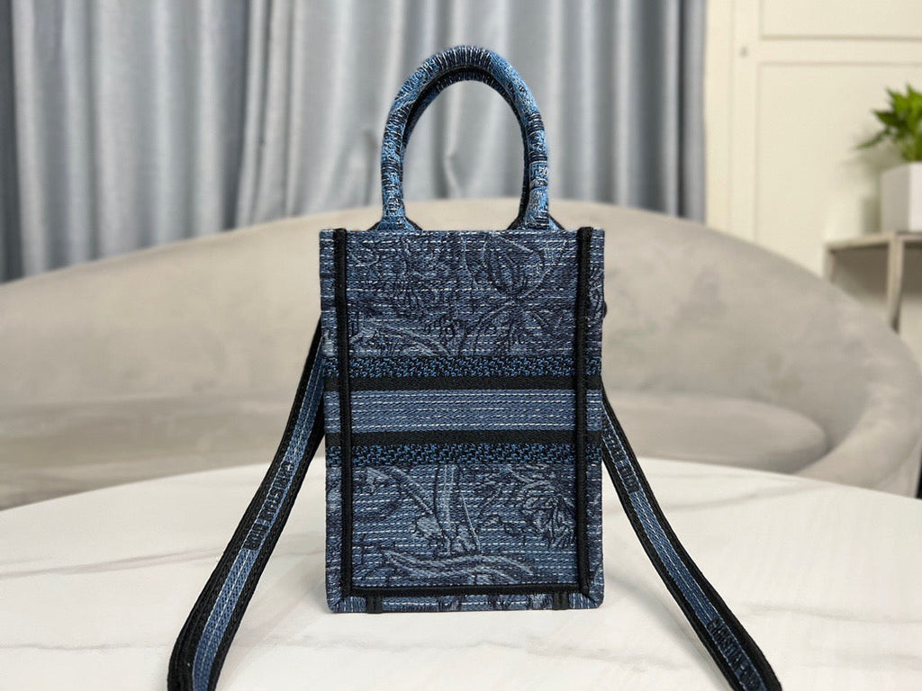 DIO Mini Book Tote