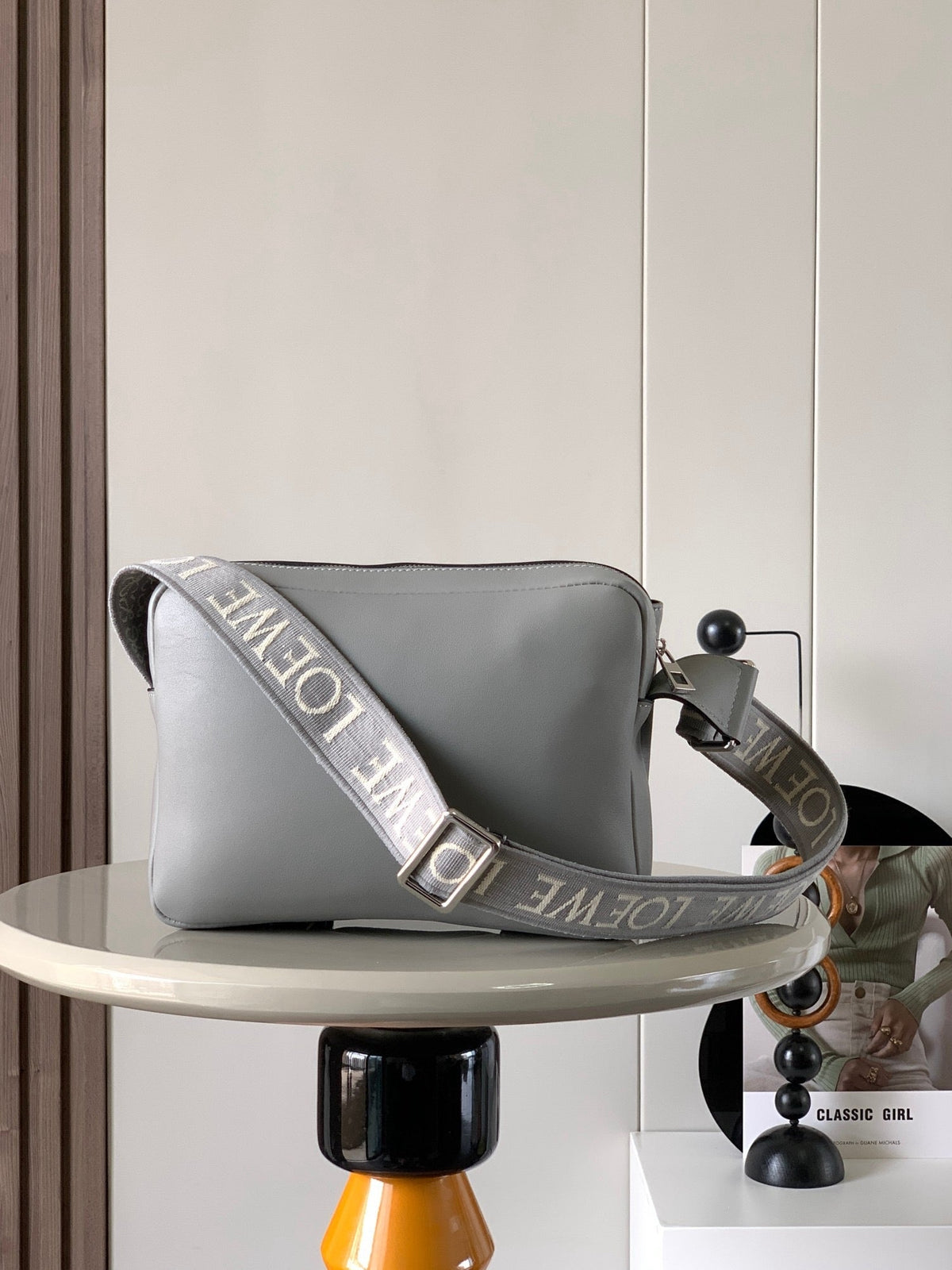 LO Messenger Bag