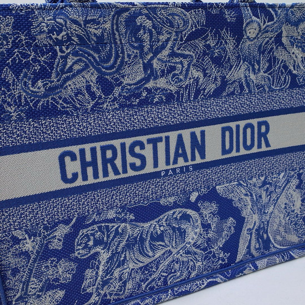 BOOK TOTE 42 BLUE MACROCANNAGE EMBROIDERY