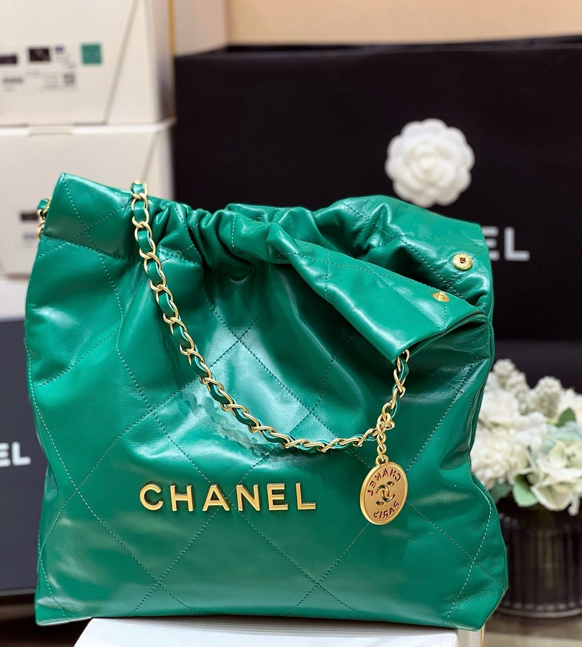 CC HOBO BAG 37 GREEN LAMBSKIN GOLD HARDWARE