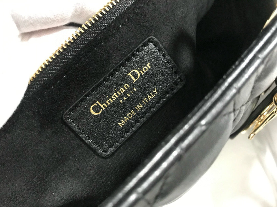 LARGE 32 LADY BAG IN BLACK LAMBSKIN WITH GOLD HARDWARE