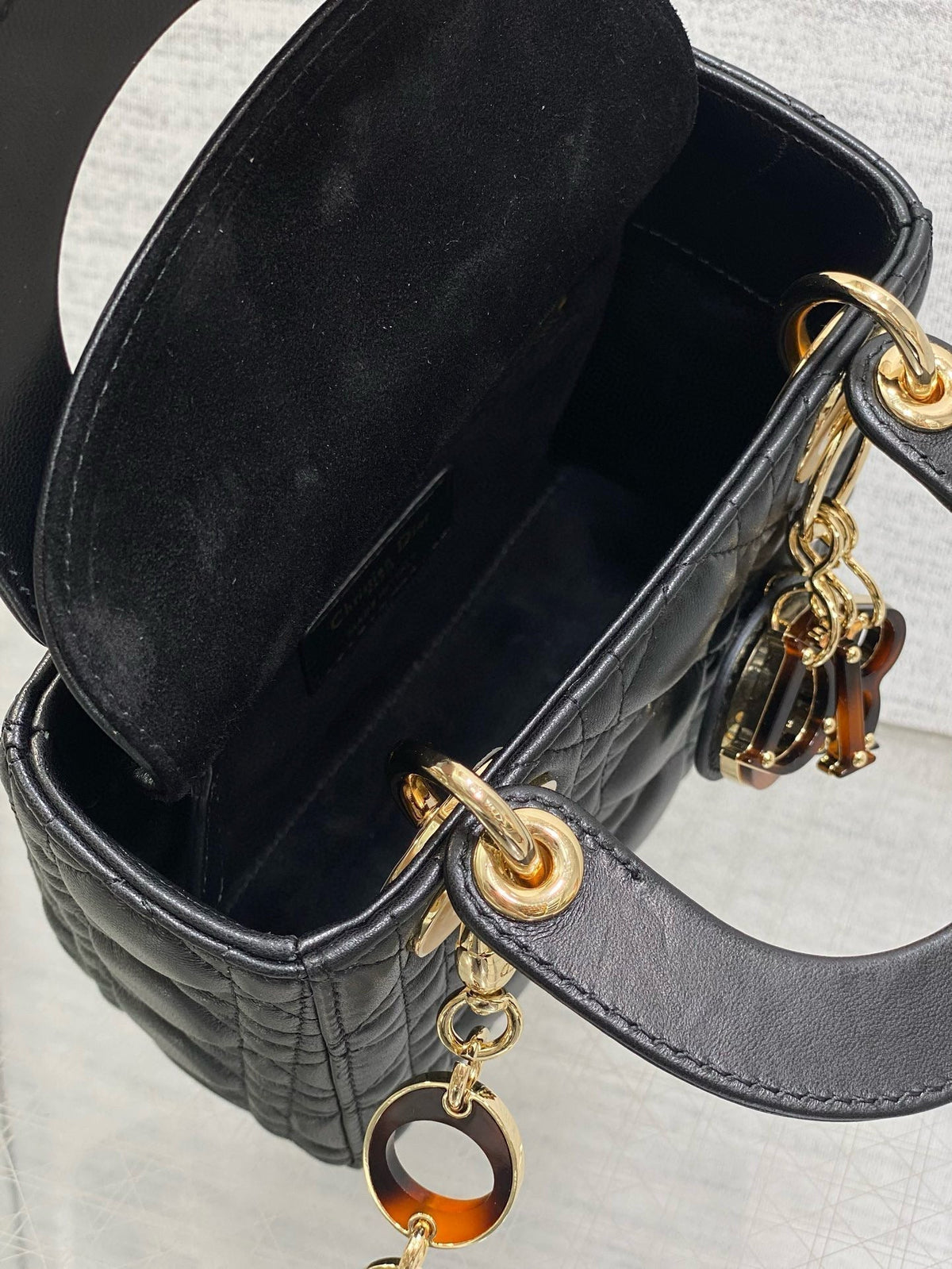 SMALL 20 LADY BAG IN BLACK MACROCANNAGE LAMBSKIN WITH GOLD HARDWARE