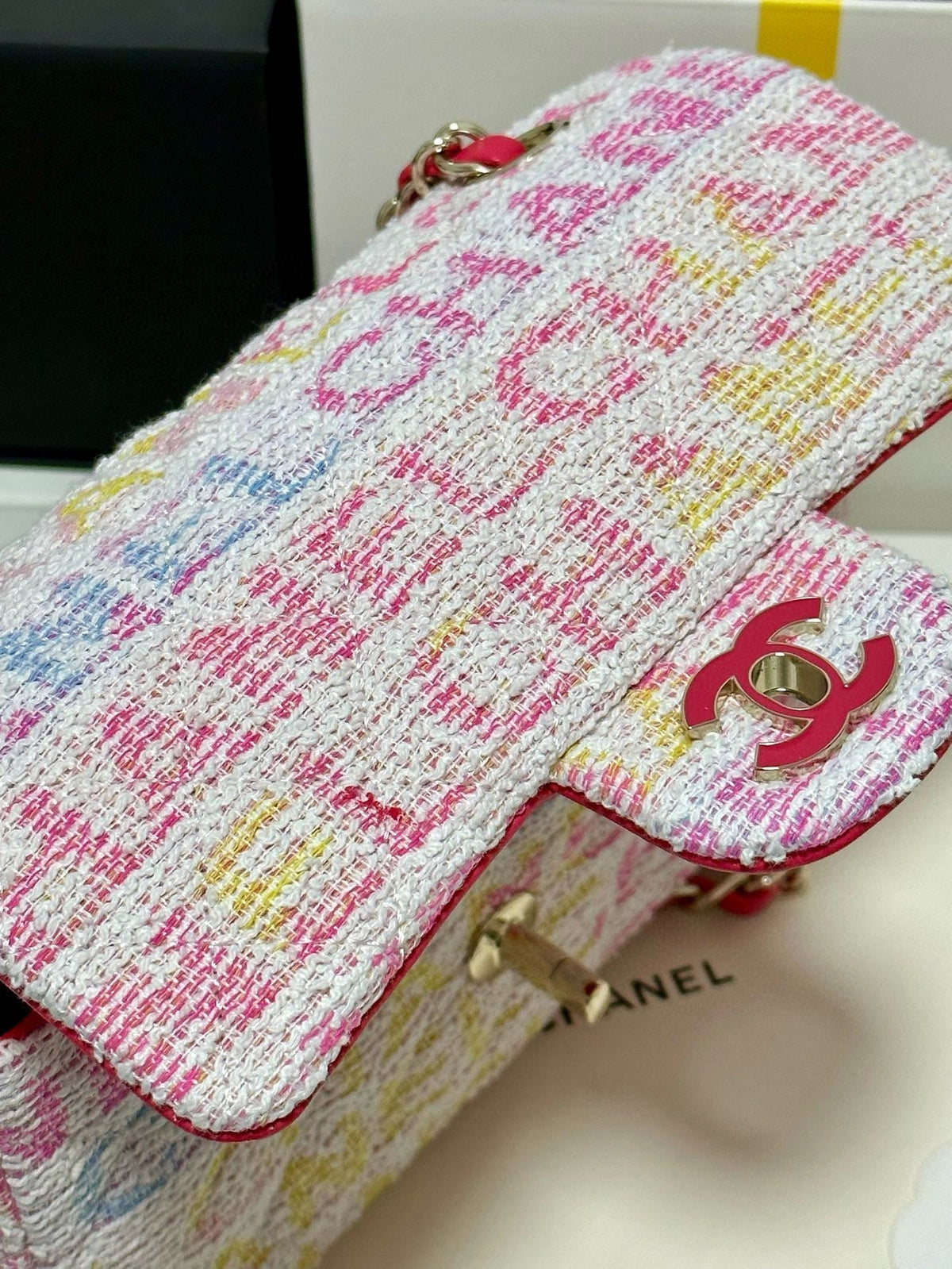 CC 24C CLASSIC DOUBLE FLAP MULTICOLOR TWEED GHW