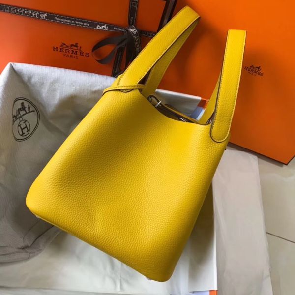 HERM Picotin Lock 22 Bag In Yellow Clemence Leather