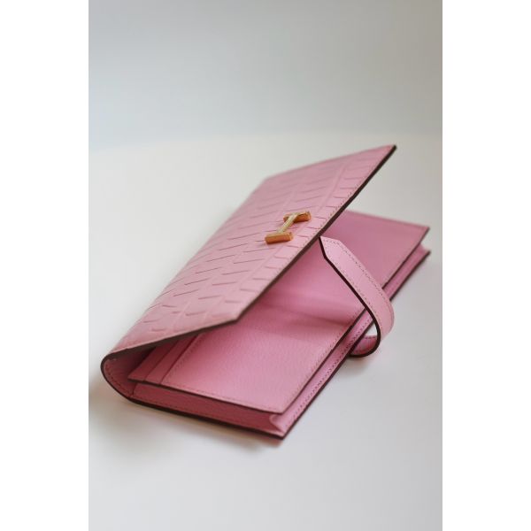 HERM Bearn Long Wallet in Pink Matte Alligator Leather