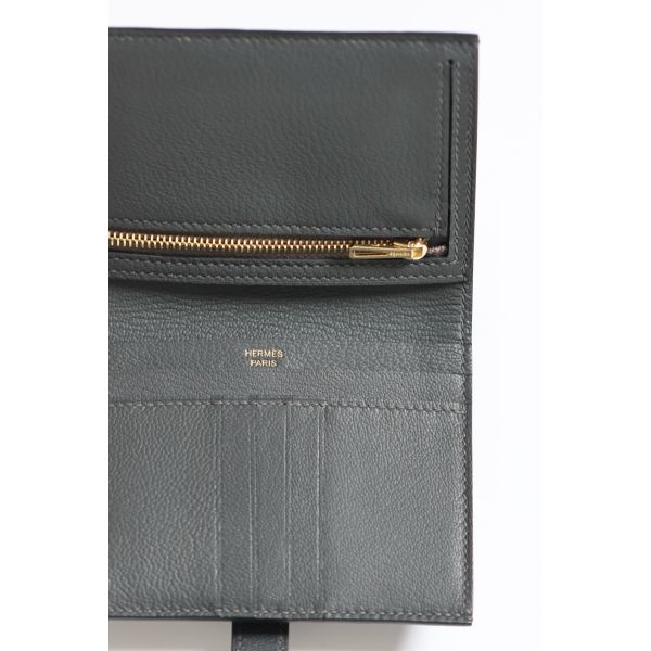 HERM Bearn Compact Wallet in Graphite Matte Alligator Leather