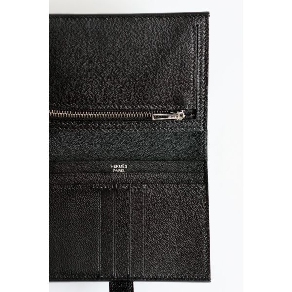 HERM Bearn Compact Wallet in Black Matte Alligator Leather