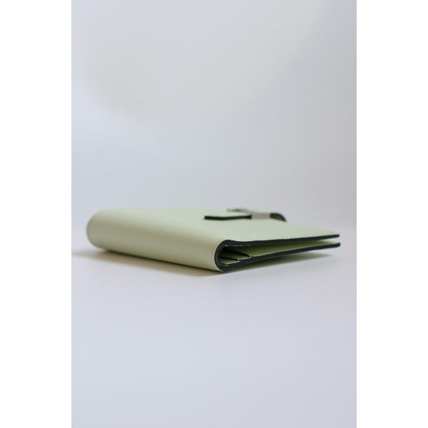 HERM Bearn Compact Handmade Wallet in Vert Fizz Epsom Calfskin