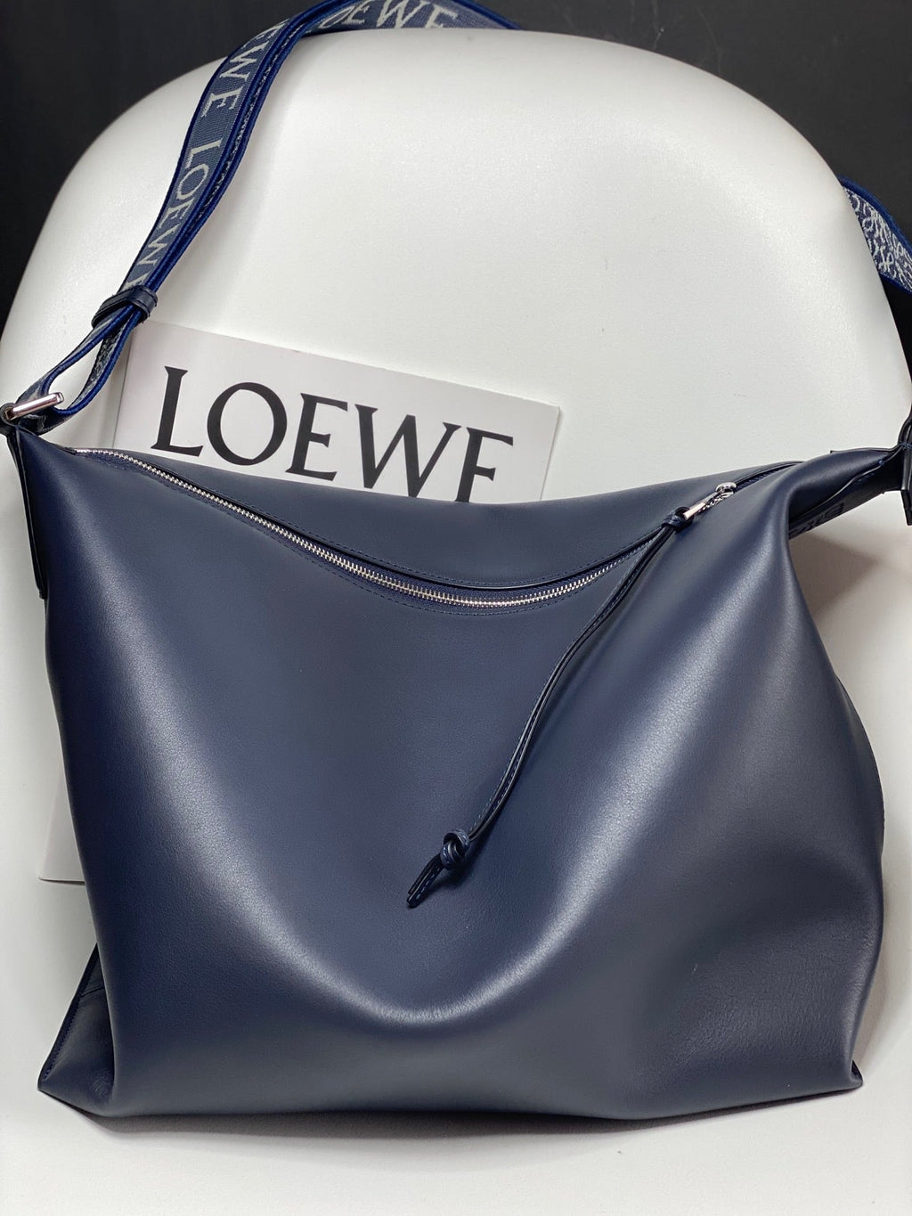 LO Messenger Bag